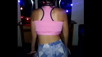 Preview 1 of Massage In My Home - Anyiii bailando sexy