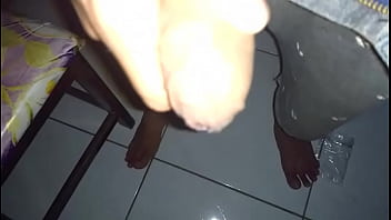 Preview 3 of Indonesia Tante Solo - Maclaus pegue na punheta no whats