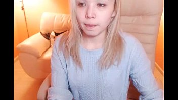 Preview 2 of Rakam Isap Kote - Confused Depressed Blonde Bitch is Waiting for Your Cum on Her Beautiful Face