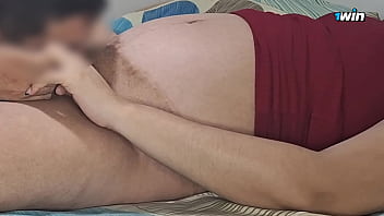 Preview 3 of Agatha Eneti - Dona de casa casada goza sendo chupada pelo corno e quase &eacute_ flagrada pelo filho (veja a parte 2)