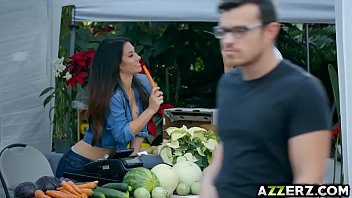 Preview 1 of Hashi Ful Sex - farmers wife Eva Lovia bangs in the market