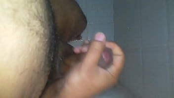Preview 1 of Girl Ale - que buena paja