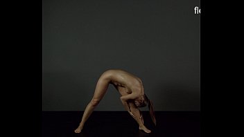 Preview 4 of Mom Ana Mom - FlexyTeens - Zina shows flexible nude body