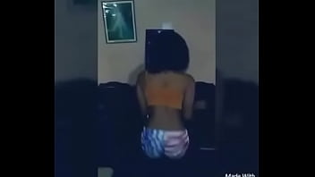 Preview 3 of Brother Sister 17 - Cecilia moviendo el culo 4