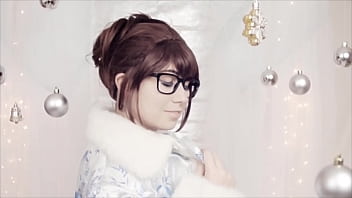 Preview 1 of Exposing Smuts - young girl searches for a lost companion