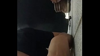 Preview 2 of India Rani Sex Com - novinho bundudo chupando e sentando no consolo