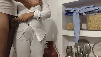 Preview 2 of Xxx Pap - QUICK FUCKING IN THE KITCHEN WITH THE girlfriend