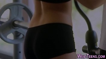Preview 1 of Selam Aunty Tamil - Slender teeny tasted gym