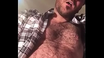 Preview 2 of Blow Thi Muth - &iexcl_Hombre hermoso se masturba bien rico!