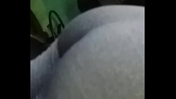 Preview 2 of Mom Helps Couple - Culona en el gym