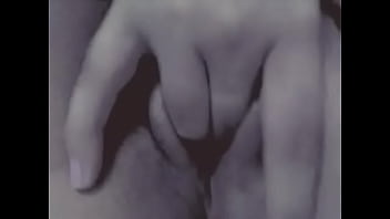 Preview 3 of Tight Latin Whore - Mi novia hermosa masturbandose para mi