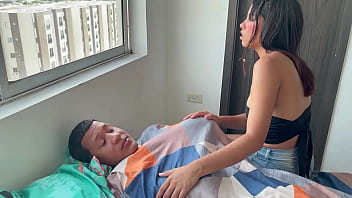 Preview 1 of Indien Xvideos - Mi gran hermanastro esta enfermo y le doy la follada de su vida para que se cure