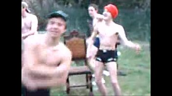 Preview 3 of Alison Angel Hose - strip tease it&#039_s rain a men musique parodie