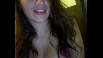 Preview 2 of Syzsmhmbj - Big boobs Sexy girl in front of camera More videos- rtatube.com