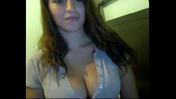 Preview 1 of Syzsmhmbj - Big boobs Sexy girl in front of camera More videos- rtatube.com