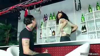 Preview 1 of Tamil Cec - Kleine Sexy Kellnerin nach Feierabend gefickt