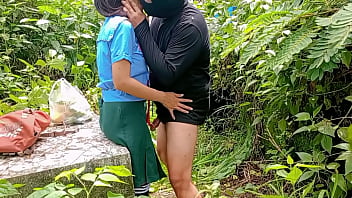 Preview 1 of Seachvery Cute Sex - Secrets best friends fuck in outdoor after college school