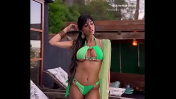 Preview 1 of Three Girl And One Boy - Thoda sona lagta hai ?? Music by farooqgotaudio