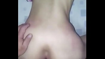 Preview 1 of Junge Schwester Fickt Bruder - Deu uma cuspida no pau e enrabou a casada e o marido filmou