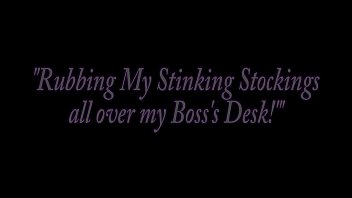 Preview 1 of Girl Eating Motion - Secretary Kimber Lee Wipes Stockings &amp_ Feet on Boss&#039_s Desk!
