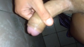 Preview 4 of Suy Keoe - Novinho na punheta