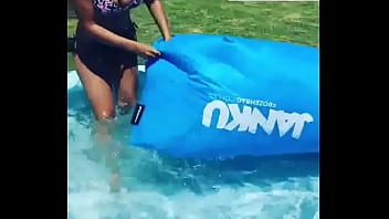 Preview 4 of Public Gangbang Creampie - Barbie Velez jugando en el agua