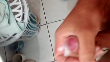 Preview 4 of Anal Mousse - batendo uma punetinha haha