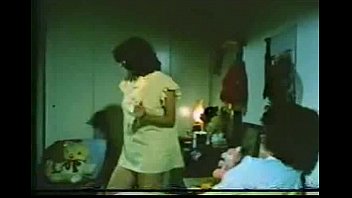 Preview 1 of Spy Makcik - vintage lesbians