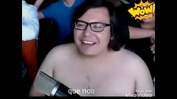 Preview 2 of Natal Von - halomcee sin camisa