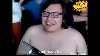 Preview 3 of Natal Von - halomcee sin camisa