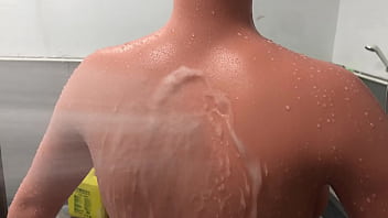 Preview 1 of Xxx Sannylun - Give your beloved a nice,  fragrant bath,  and let my hands enjoy this special &ldquo_pampering&rdquo_ session too!