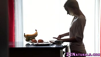 Preview 1 of Mom Chechen - Natural babe gives head