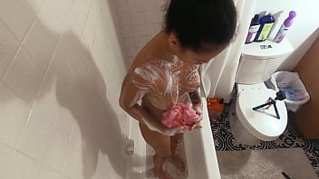 Preview 2 of Doing Tube - Angel Santana wet and naked in the shower