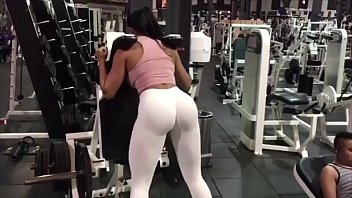 Preview 4 of Doctor Ma Son - Indian hottie showing off her onion booty