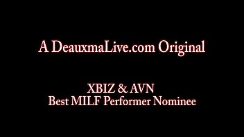 Preview 1 of Greatmomma Humilation - Deauxma &amp_ Tanya Tate Shower During Live Show!
