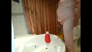 Preview 3 of Young Bathing Sex - 20161228 200154