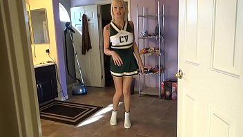 Preview 1 of Bb Xmx - Bella Ink needs to pee wetting her panties
