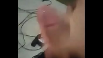 Preview 1 of Sharing A Bottom - video-1470178866