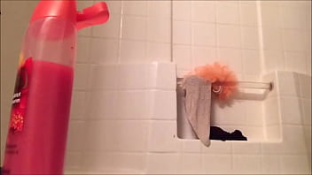 Preview 2 of Cums Too Uickly - morrita en la ducha
