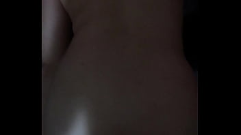 Preview 4 of Janinereynaud - Cogiendome a la misma gringa nalgona por atras en la cochera