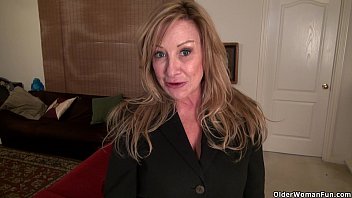 Preview 1 of White Syrian - American milf Sally Steel lets you enjoy her lady bits