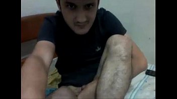 Preview 1 of Malayalam Auntysewvideo - Novinho metendo dedo no cuzinho na cam