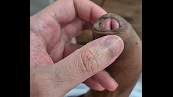 Preview 2 of Cock Litle - BATENDO PUNHETA SOZINHO