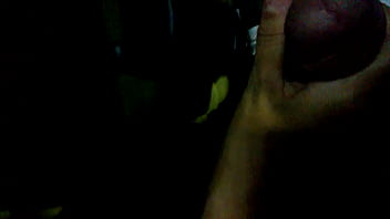 Preview 3 of Mansturbasu - De novo brincando no onibus