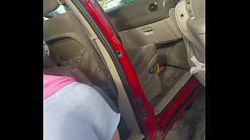 Preview 1 of Hot Sexyvodes - car wash peak