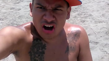 Preview 1 of Luxuasian Full - CACHANDO EN LA PLAYA