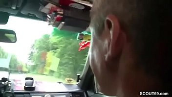 Preview 1 of Dick Biging - Mutti ist Taxifahrerin und fickt gerne mal mit ihren Kunden