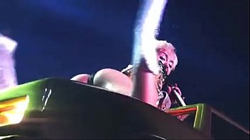 Preview 1 of Vk Party Porn - miley cyrus perfect ass show