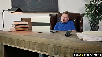 Preview 1 of Barat Xxx2 Kantor - Bill Bailey got his cock ridden by Layla London on top