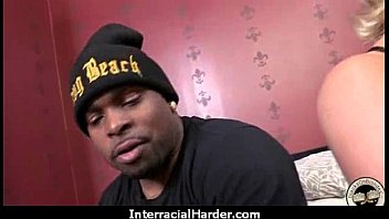 Preview 1 of Mom Done Close Flore Wash - Amateur Interracial 12